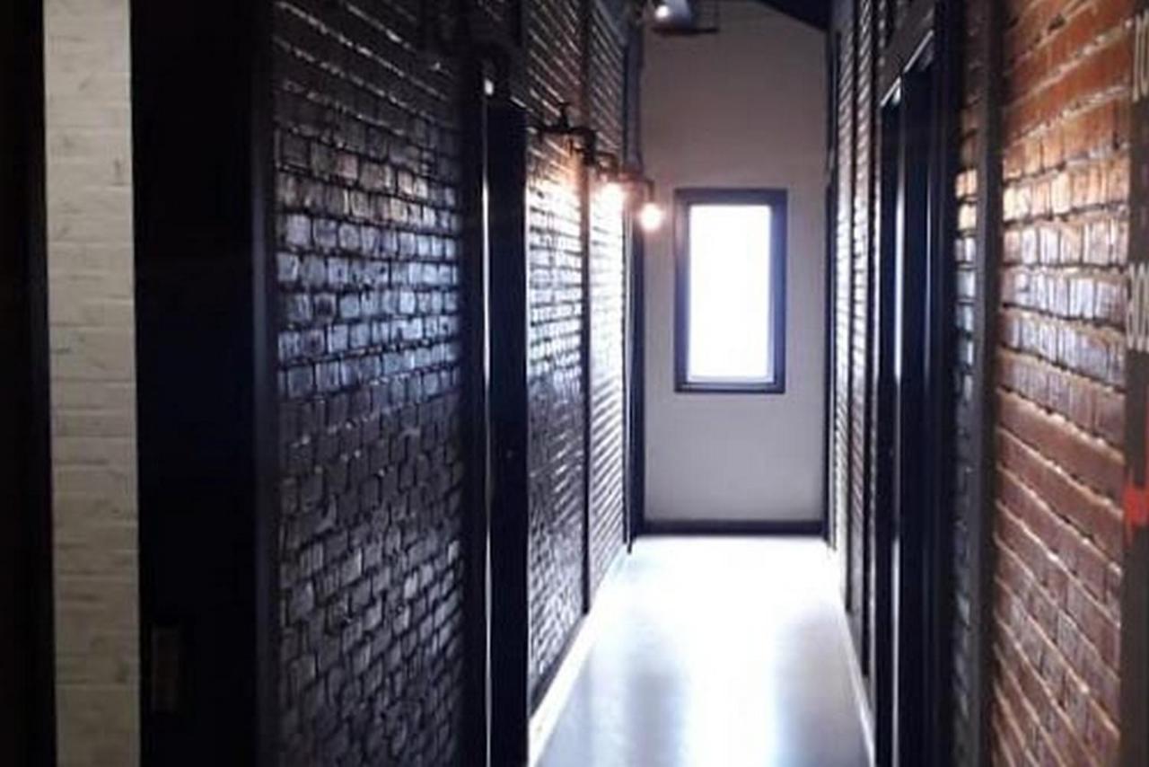 Reddoorz Plus @ Doorman Guest House Bandung Exterior photo