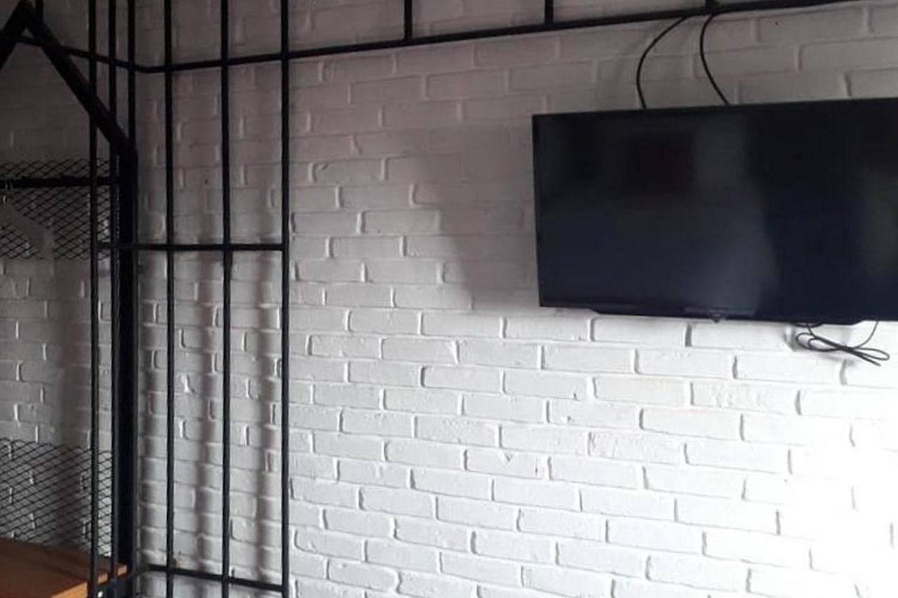 Reddoorz Plus @ Doorman Guest House Bandung Exterior photo
